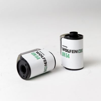 Wolfen Cine UN54 100 ISO 35mm Film [36 EXP]