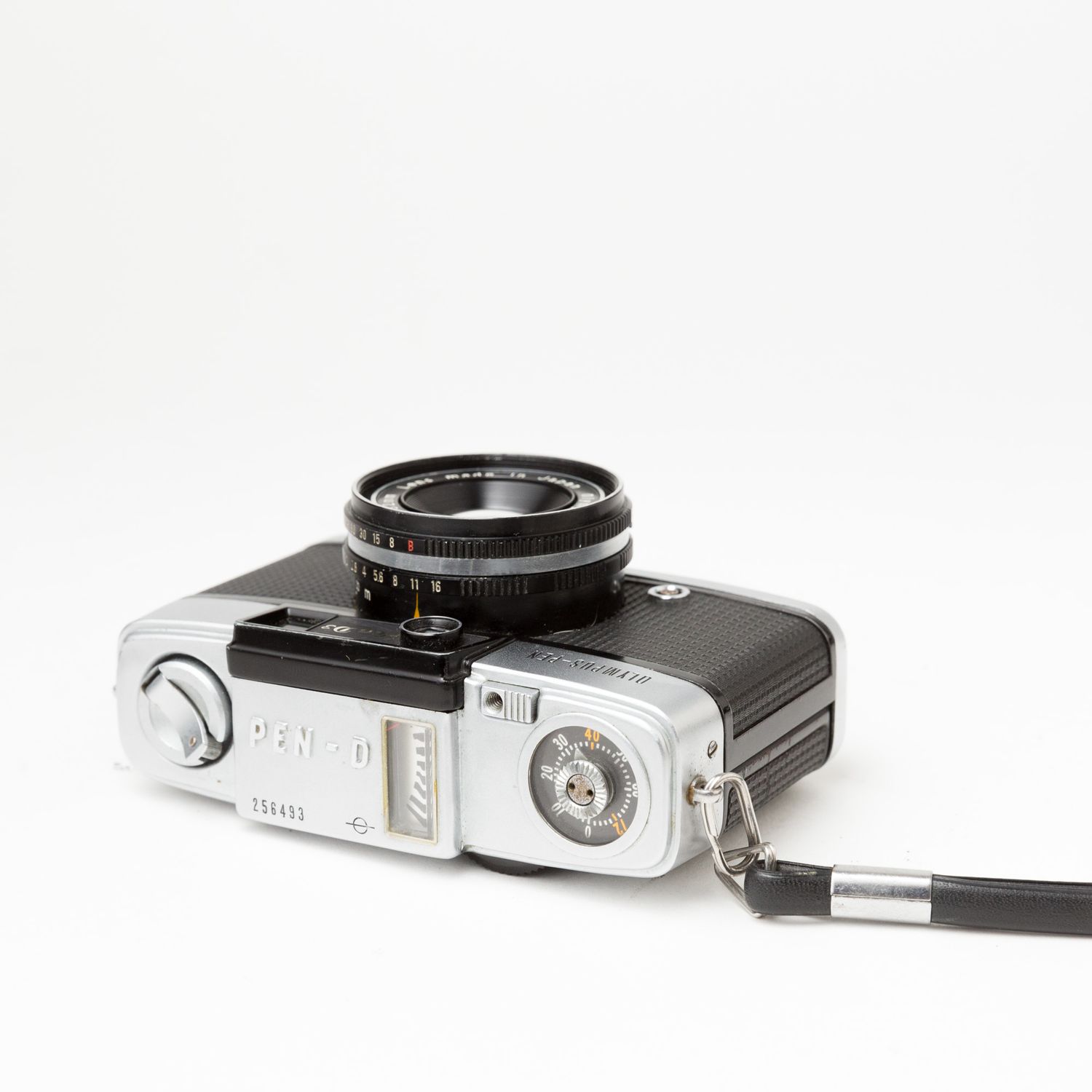 Olympus Pen D3 | Half-frame | Large Aperture | Made in Japan