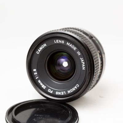 Canon FD 28mm f2.8 Lens