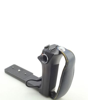 Mamiya RZ67 PROII 67 kit w/ 105mm, 65mm, Left-Hand Grip & Zinstax