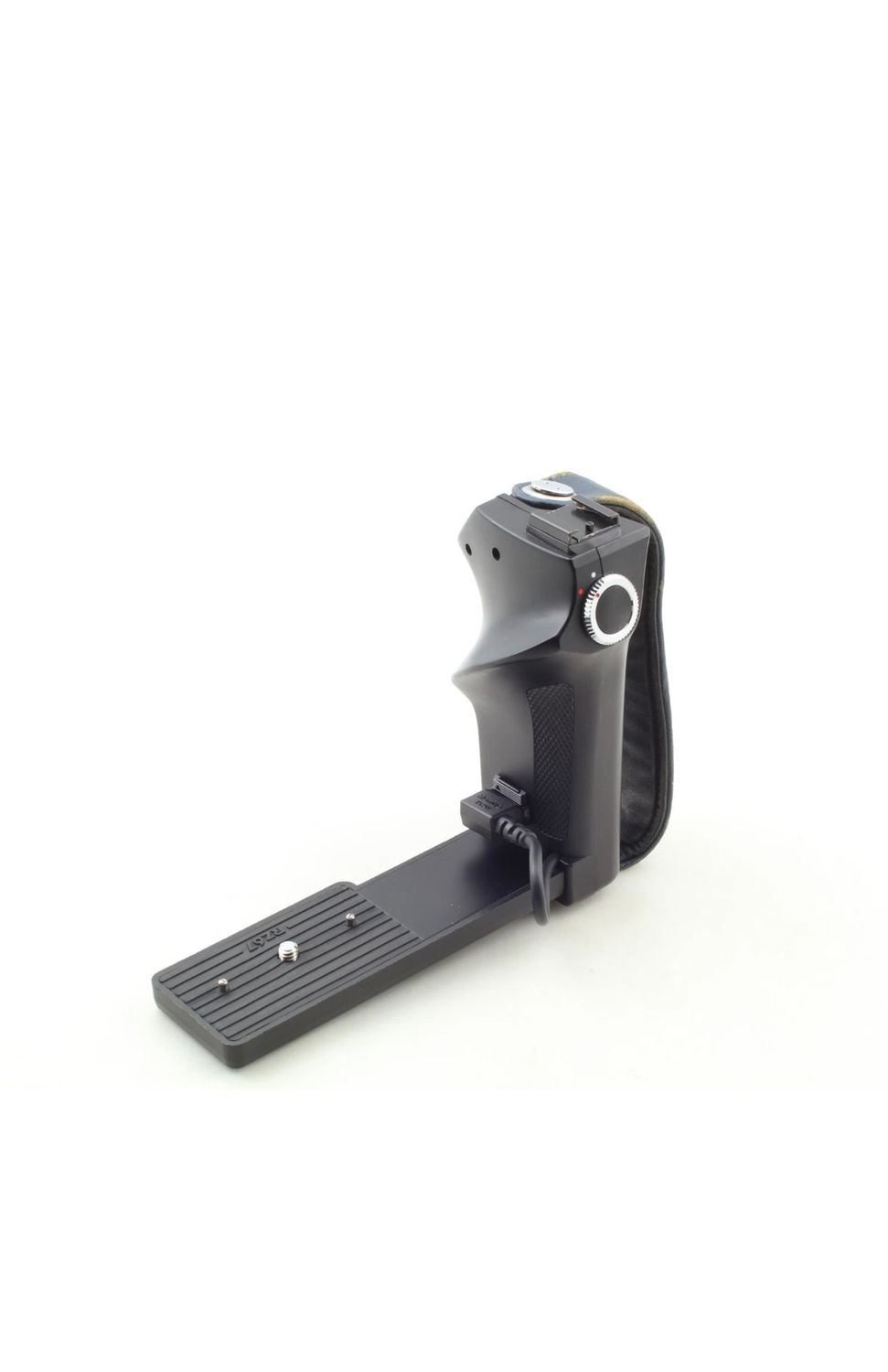 Mamiya RZ67 PROII 67 kit w/ 105mm, 65mm, Left-Hand Grip & Zinstax