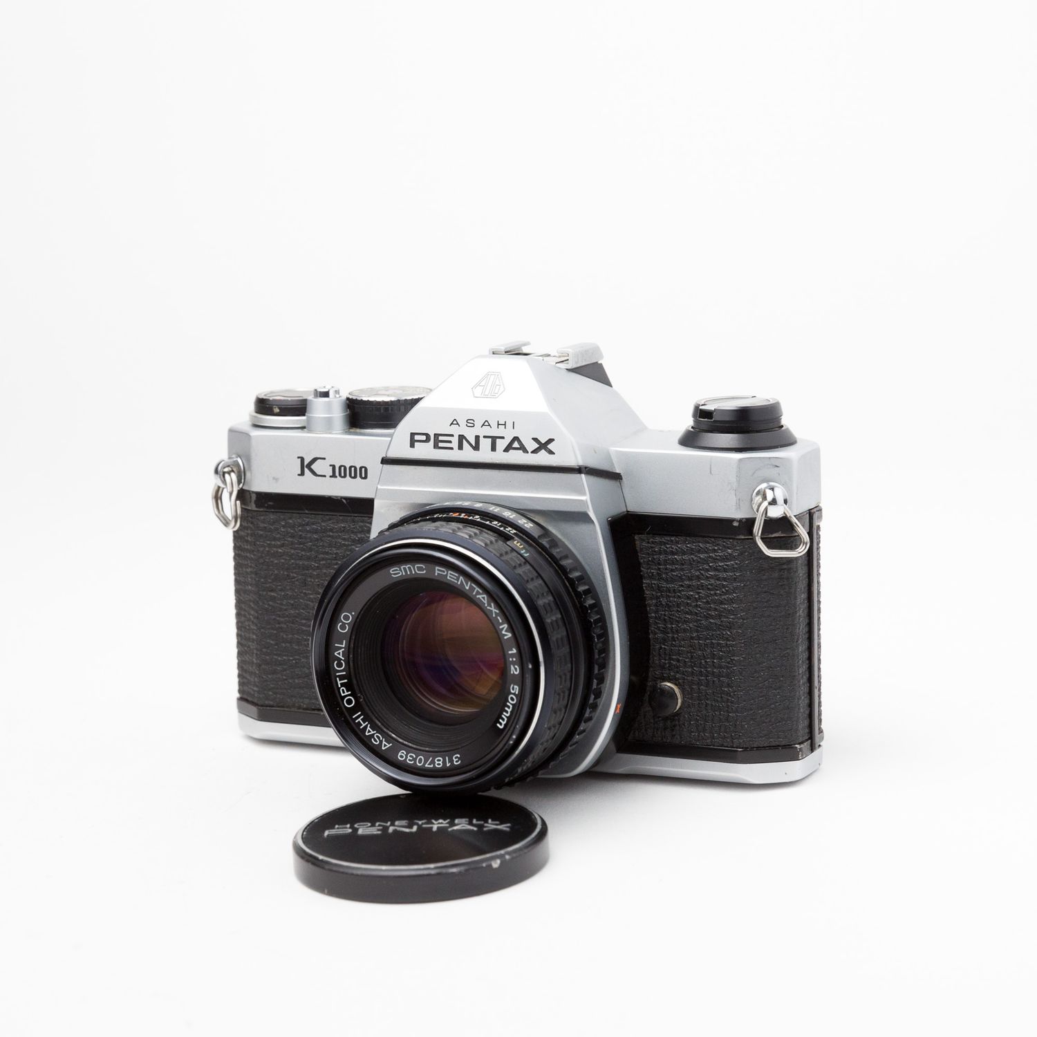 Pentax K-1000 w/ 50mm f/2 lens