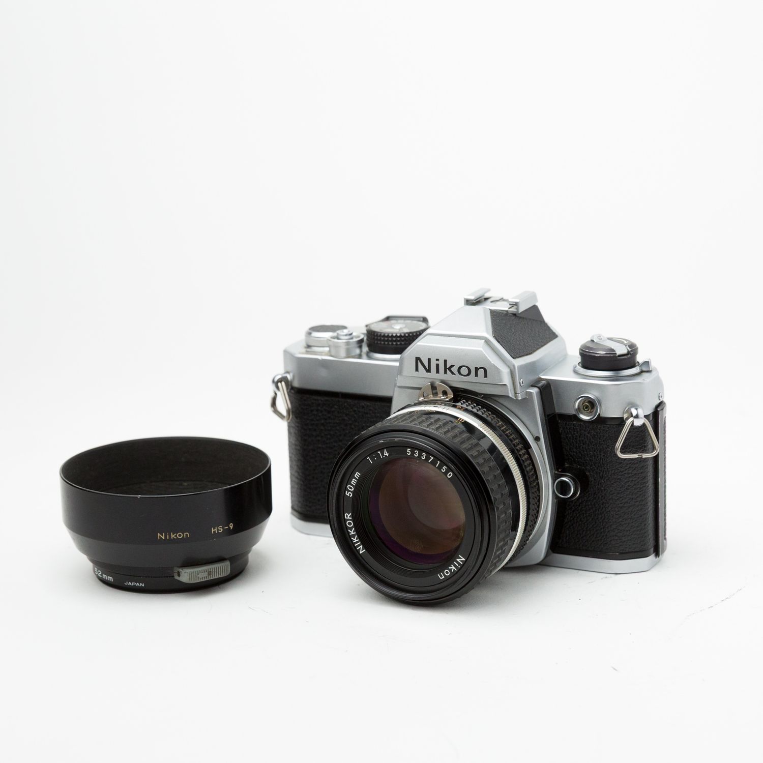 Nikon FM w/ 50mm f/1.4 lens