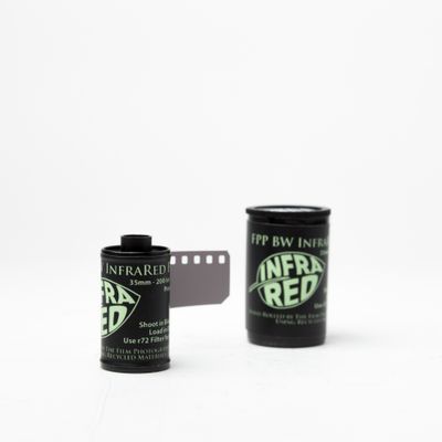 FPP B&amp;W Infrared 200 ISO 35mm [24 exp]