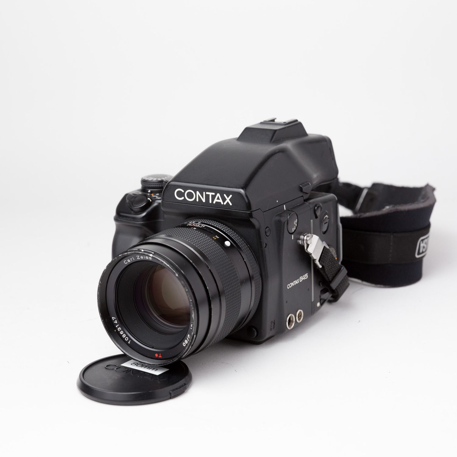 Contax 645 w/ 80mm f2 lens