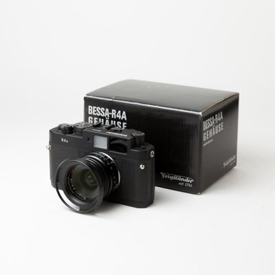 Bessa R4A w/ Zeiss Biogon 28mm f/2.8 lens
