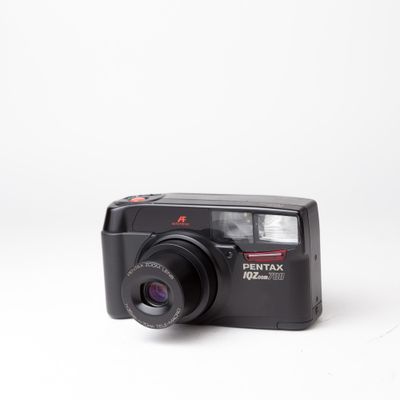 Pentax IQZoom 700