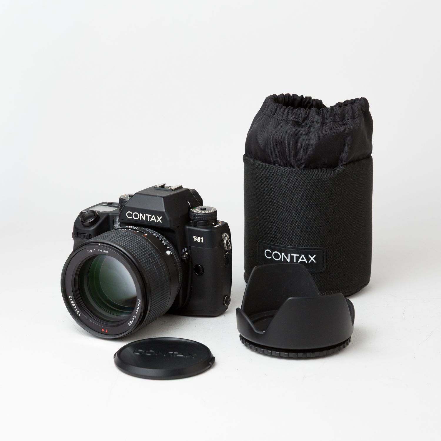 Contax N1 w/ Zeiss 85mm f/1.4 Contax N1 w/ Zeiss 85mm f/1.4