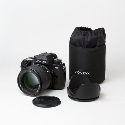 Contax N1 w/ Zeiss 85mm f/1.4