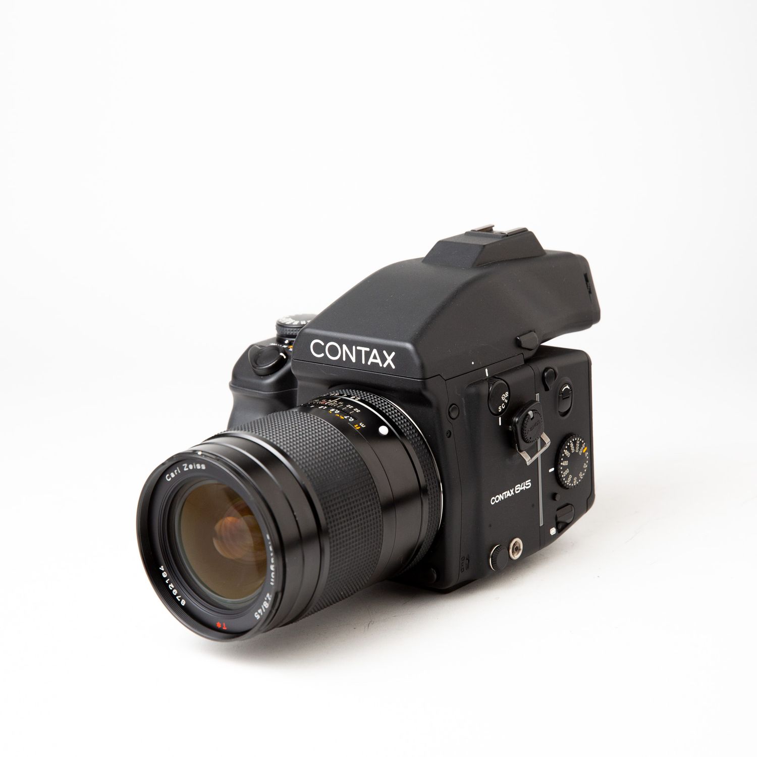 Contax 645 w/ 45mm f2.8 lens
