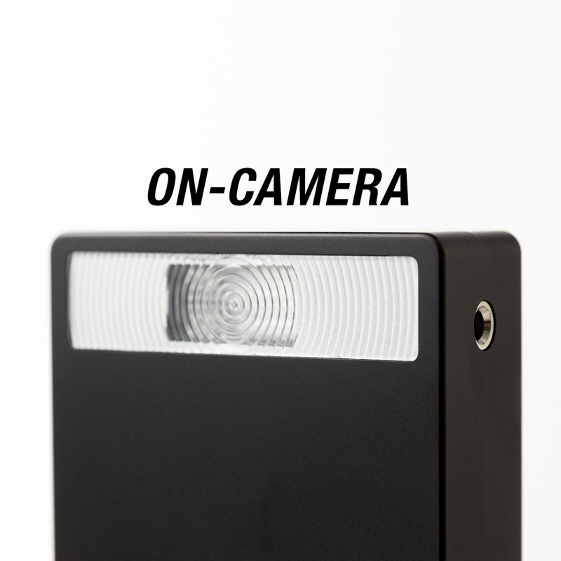 FLASH/TRIPODS/LIGHT METERS