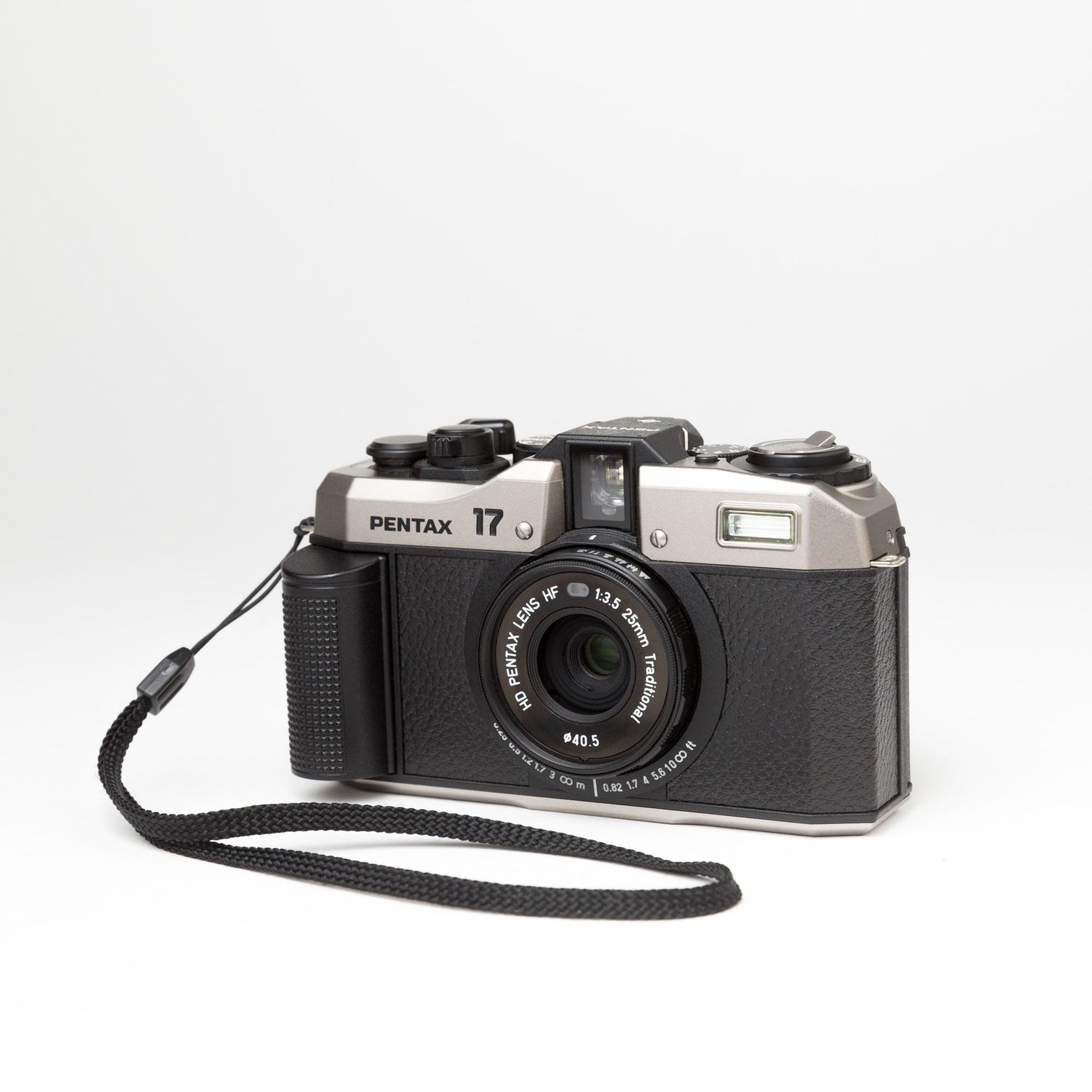Pentax 17
