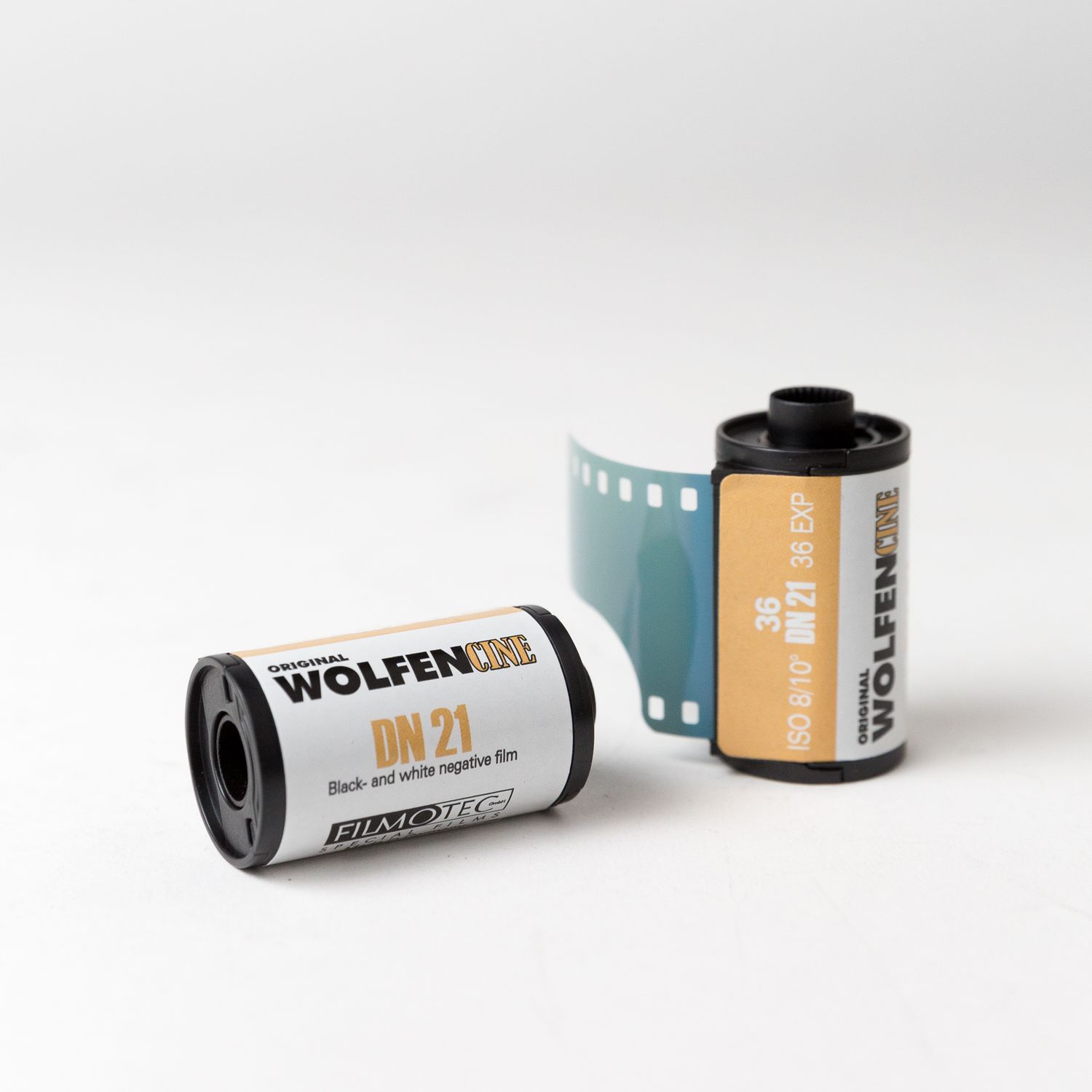 Exp. 10/24 Wolfen Cine DN21 13 ISO 35mm Film [36 EXP]