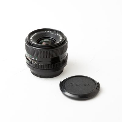 Canon FD 28mm f2.8 Lens