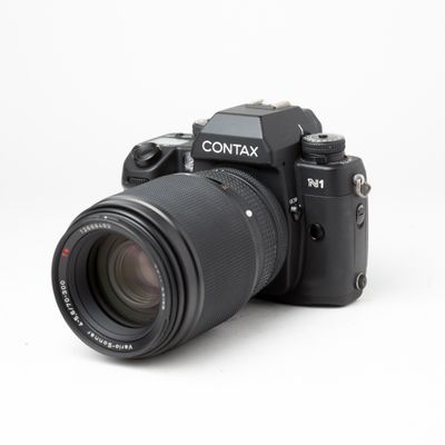 Contax N1 w/ Zeiss 70–300mm f/4–5.6