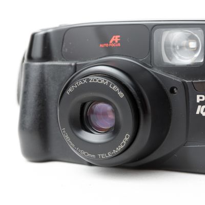 Pentax IQZoom 900