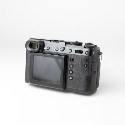 Fujifilm GFX 50R w/ Zeiss 50mm f/1.4, Voigtlander 58mm f/1.4
