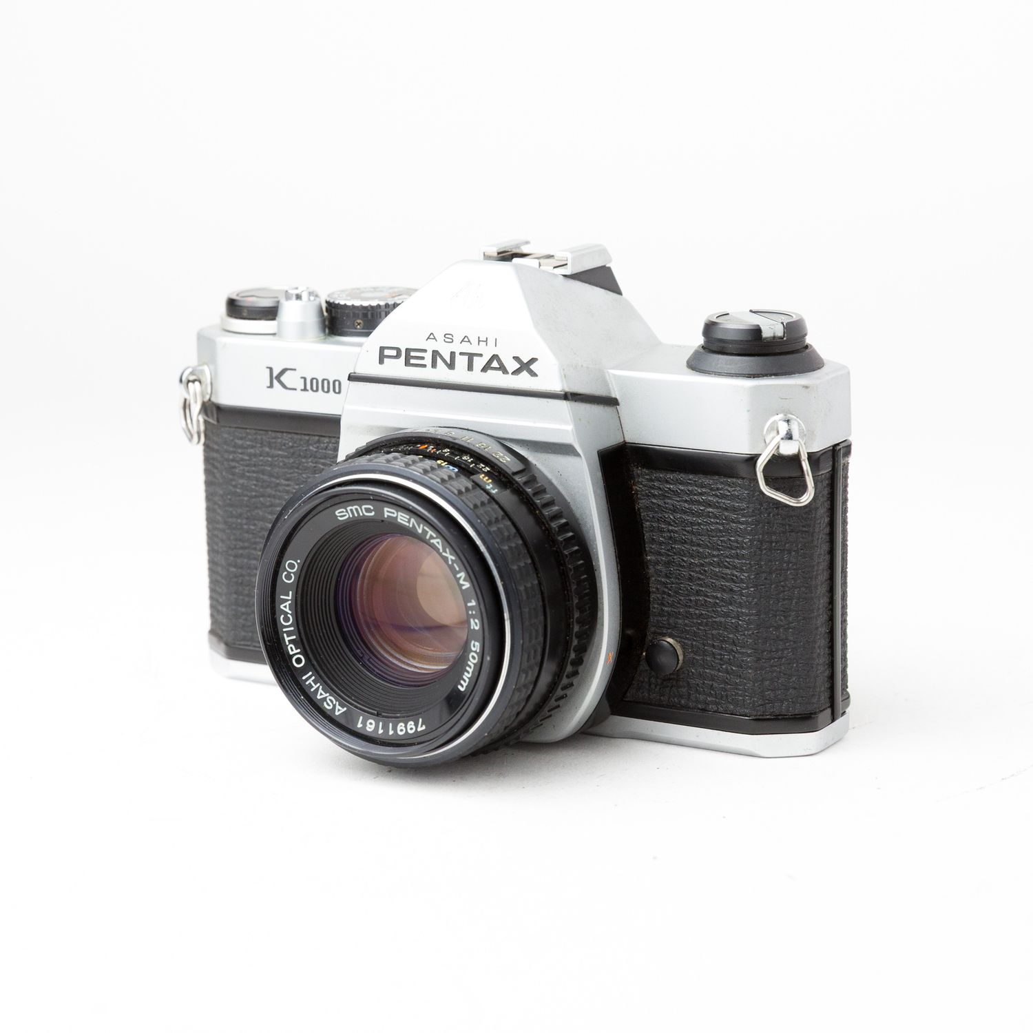 Pentax K-1000 w/ 50mm f/2 lens