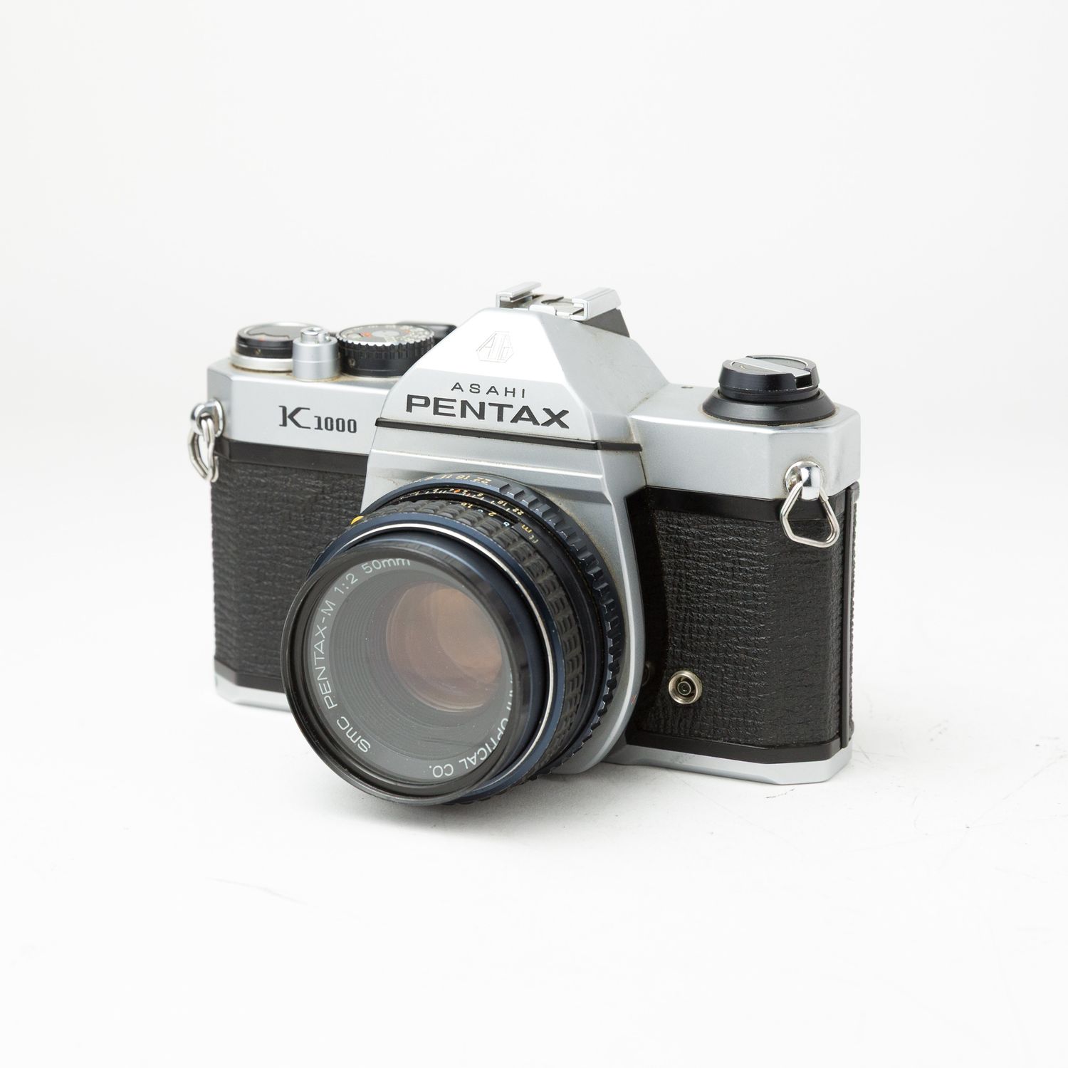 Pentax K-1000 w/ 50mm f/2 lens