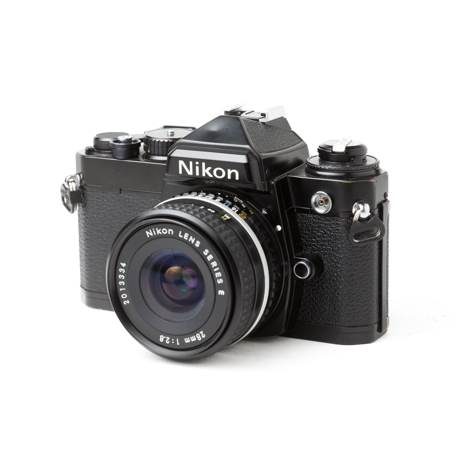 Nikon FE w/ 28mm f/2.8