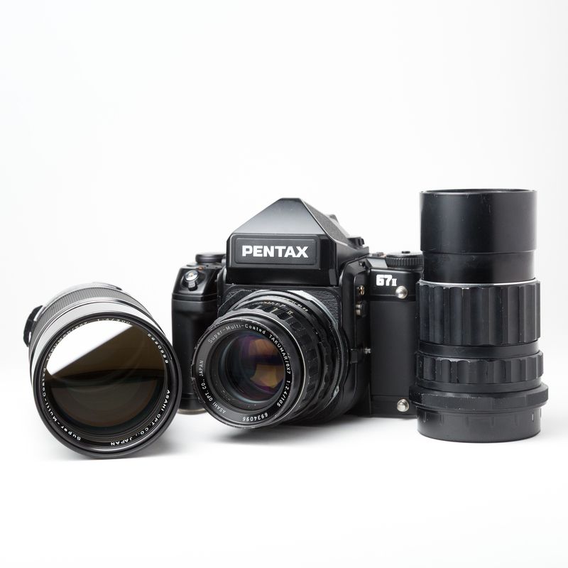 Pentax 67II KIT w/ 105mm f/2.4, 200mm f/4, 300mm f/4, and Tele