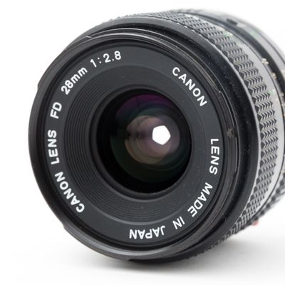 Canon FD 28mm f2.8 Lens