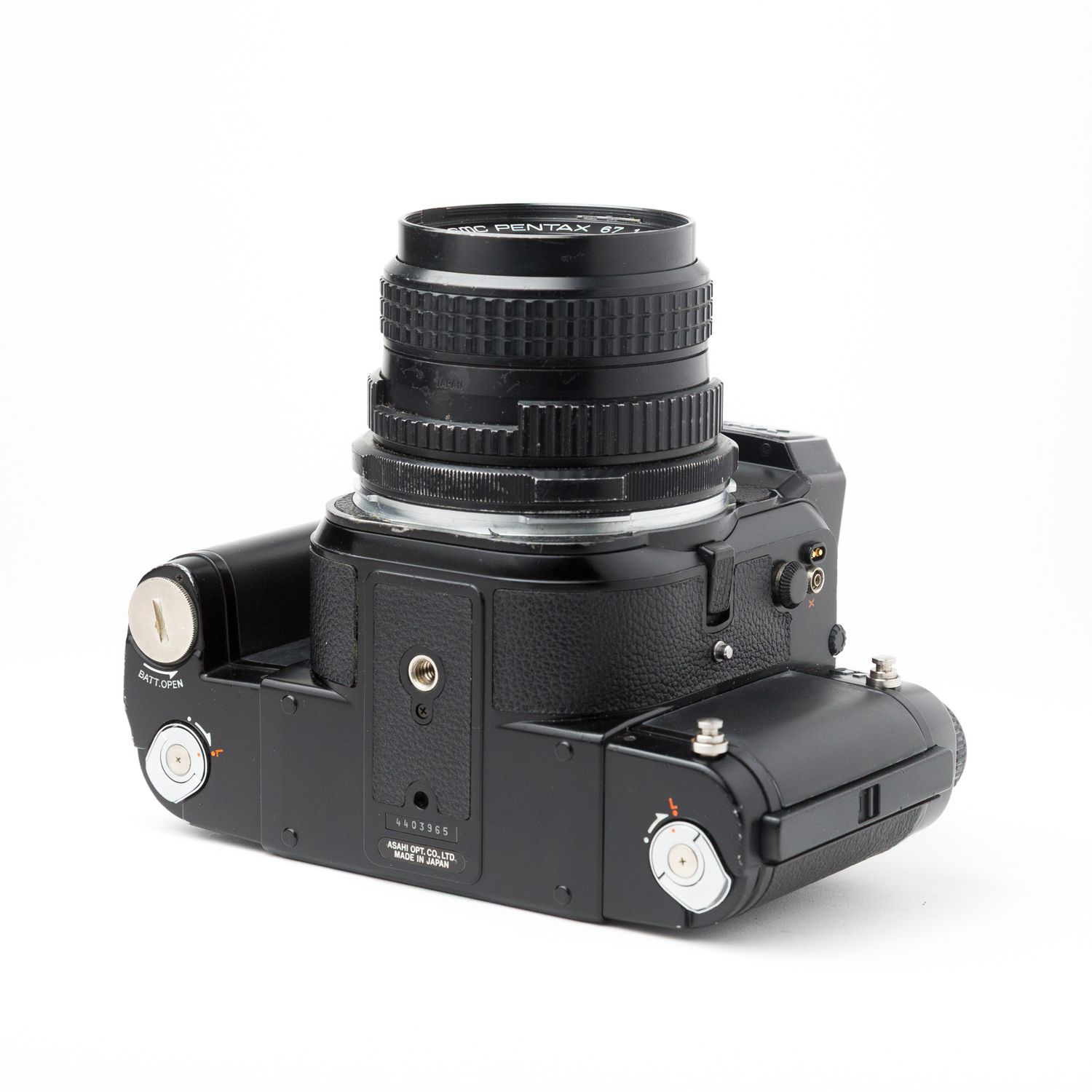 Pentax 67II KIT w/ 105mm f/2.4, 55mm f/4 lenses, and Waist level