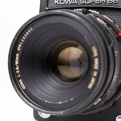 Kowa Super66 w/ 85mm f/2.8 lens KIT
