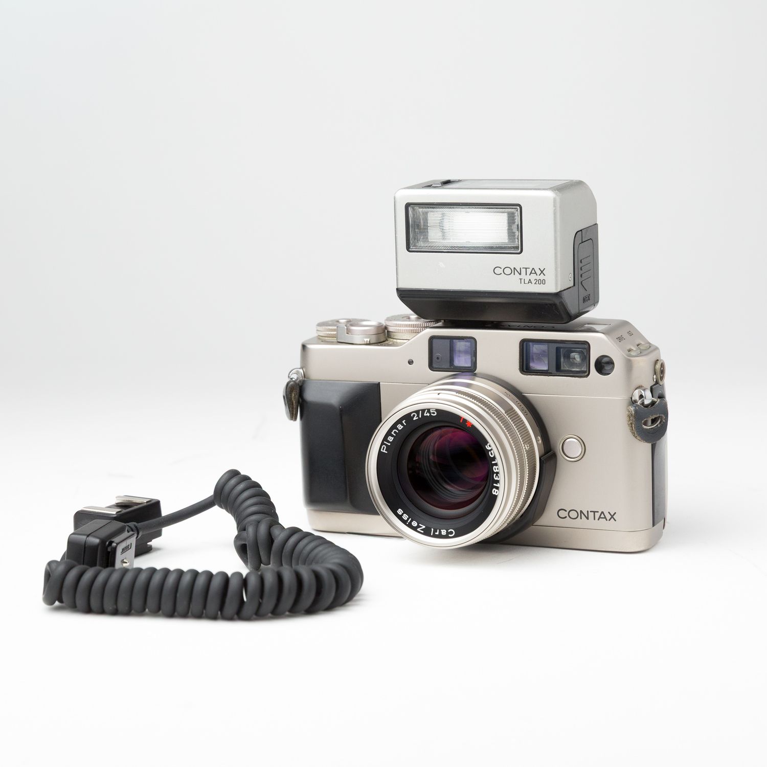 Contax G1 Green Label w/45mm f/2 lens, TLA 200 Flash &amp; cable