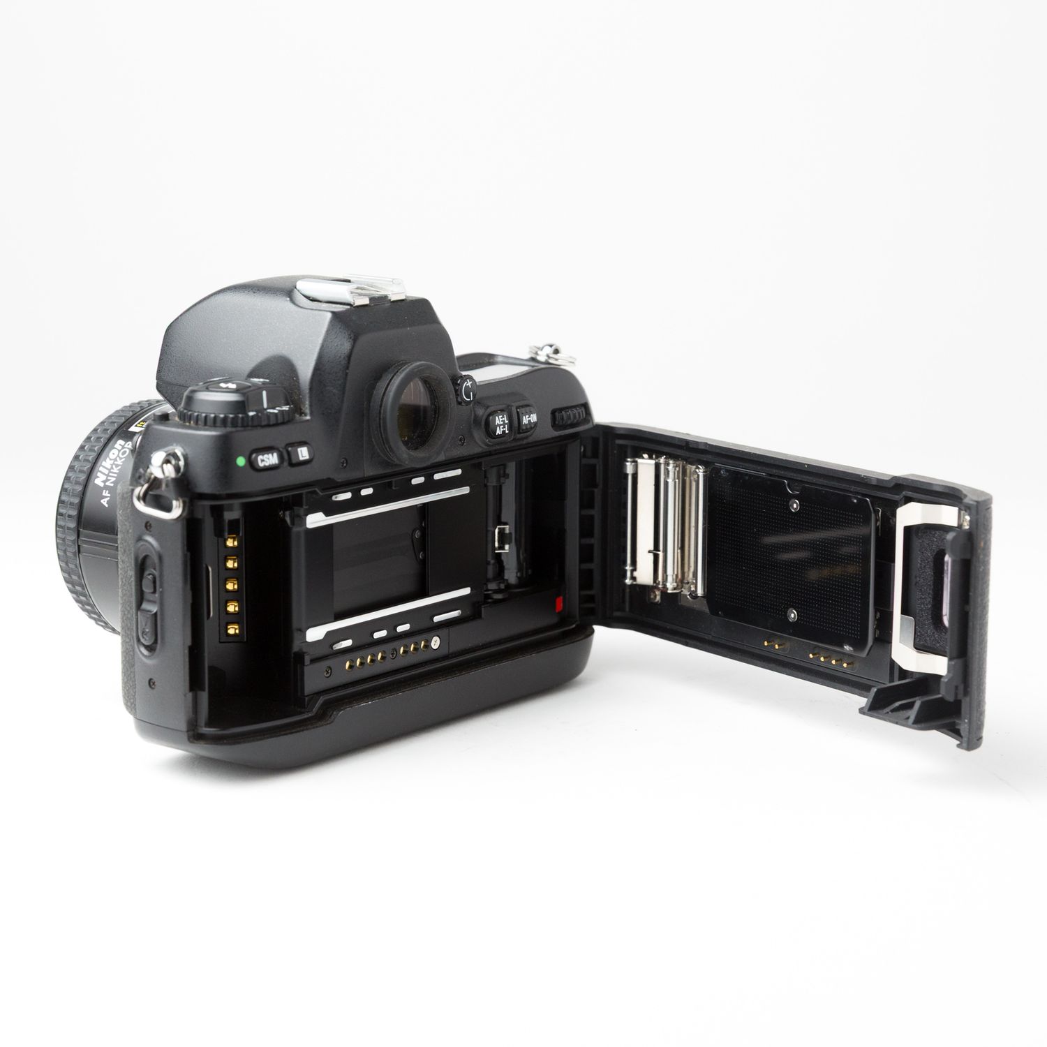 NIKON F100 NIKKOR 28-200mm フィルムカメラ 一眼レフ ☆良品☆ ニコン Nikon F100 AF Nikkor 28-200mm f3.5-5.6D