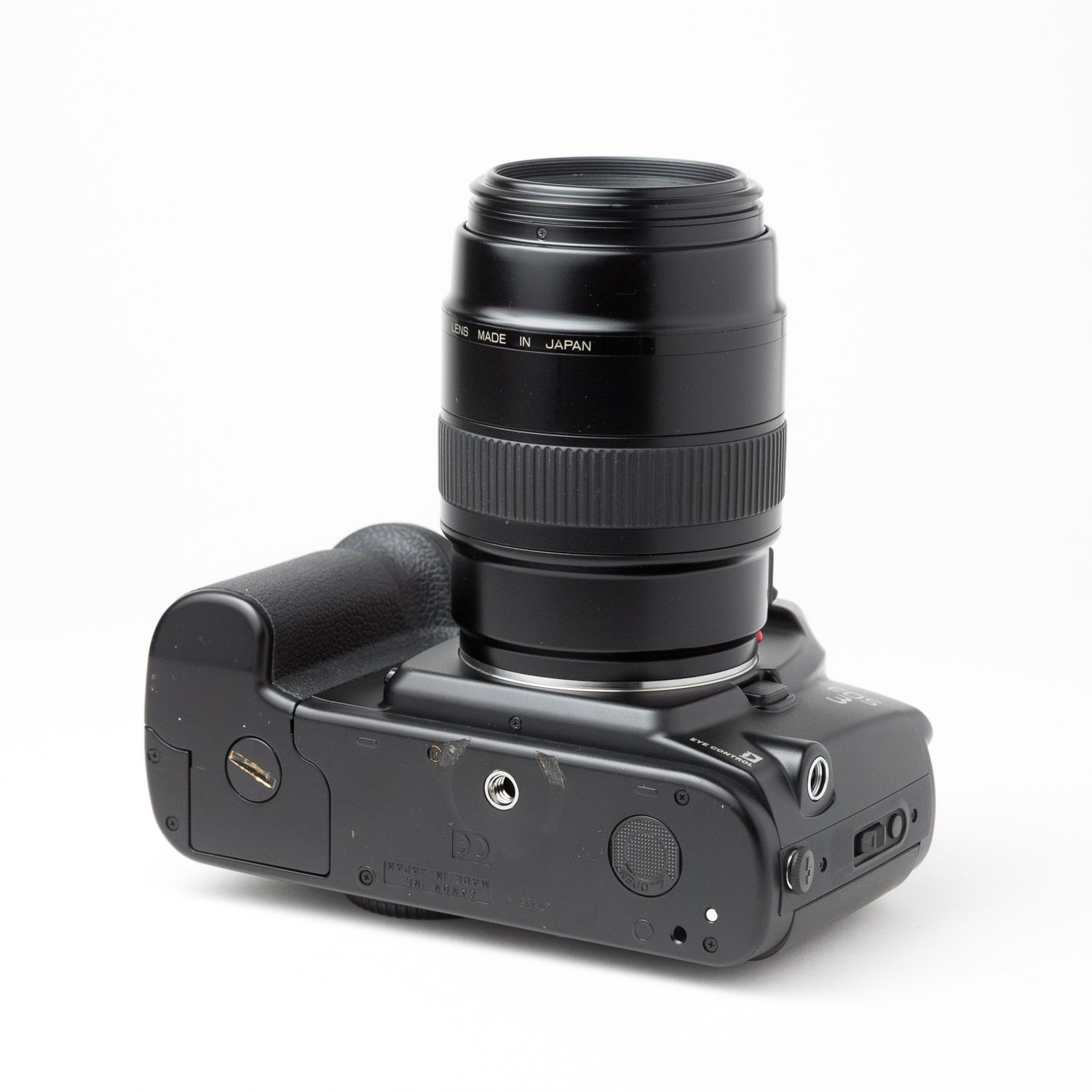 Canon EOS 3 w/ EF 100mm f/2.8 Macro Lens