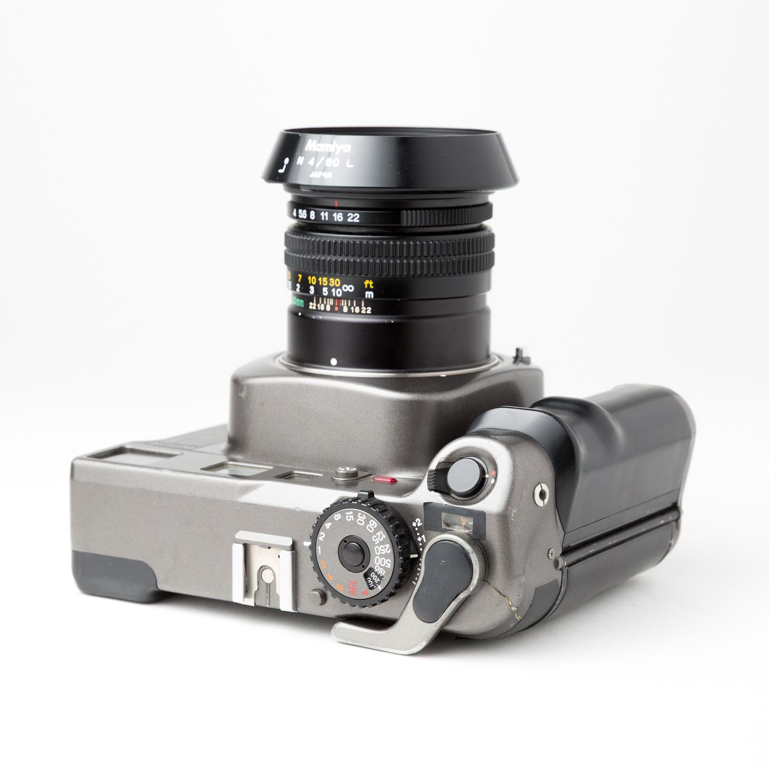 Mamiya 7 w/ 80mm f4 Lens