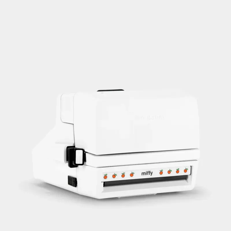 Retrospekt Polaroid 600 Instant Film Cameras
