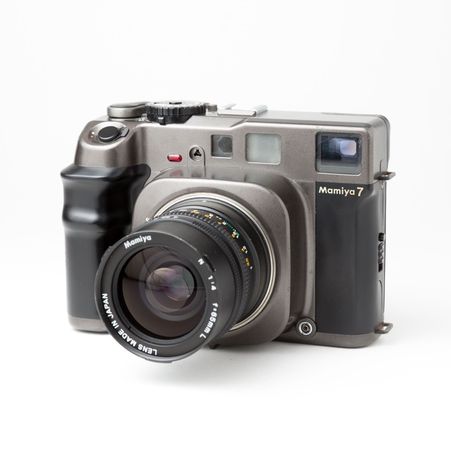 Mamiya 7 w/ 65mm f4 Lens