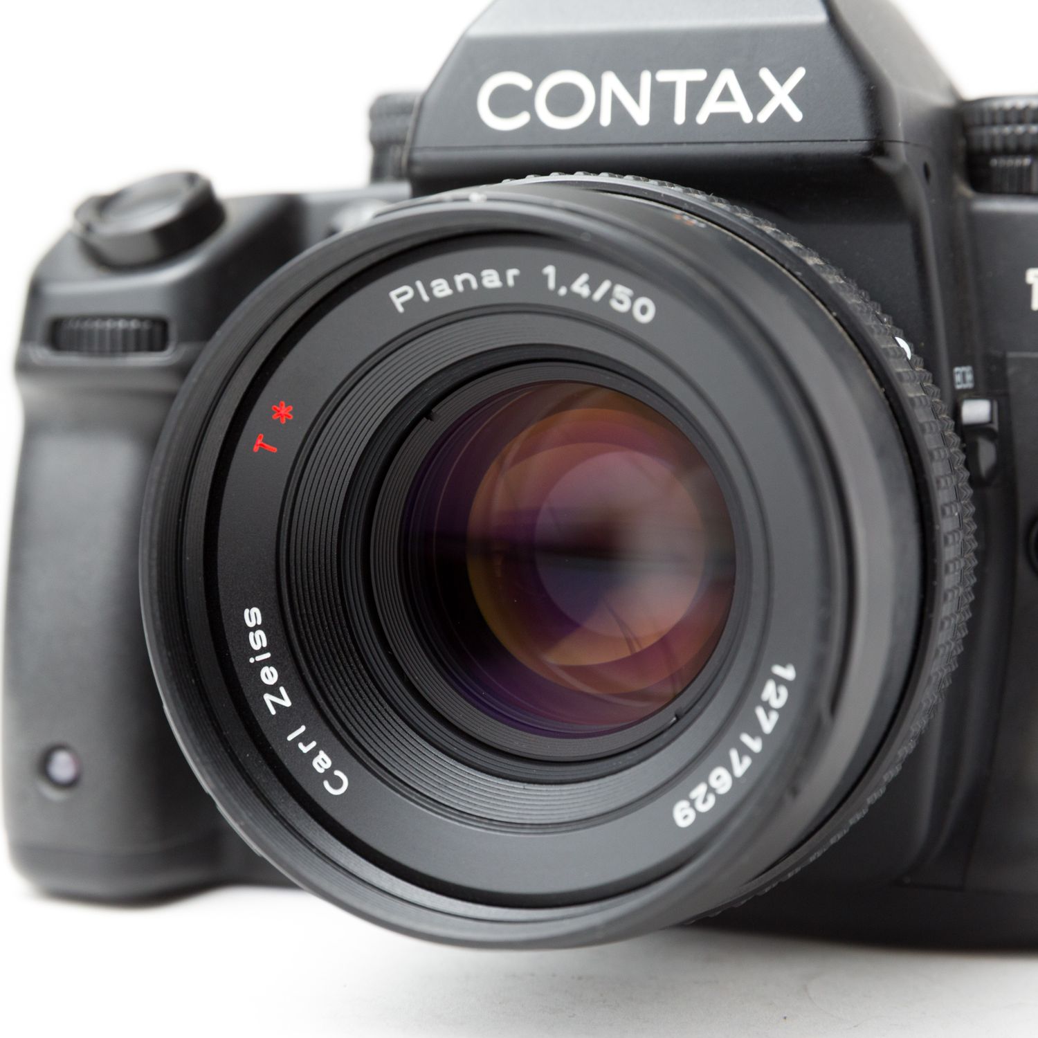 Contax N1 w/ Zeiss 50mm f/1.4 lens and TLA 360 Flash