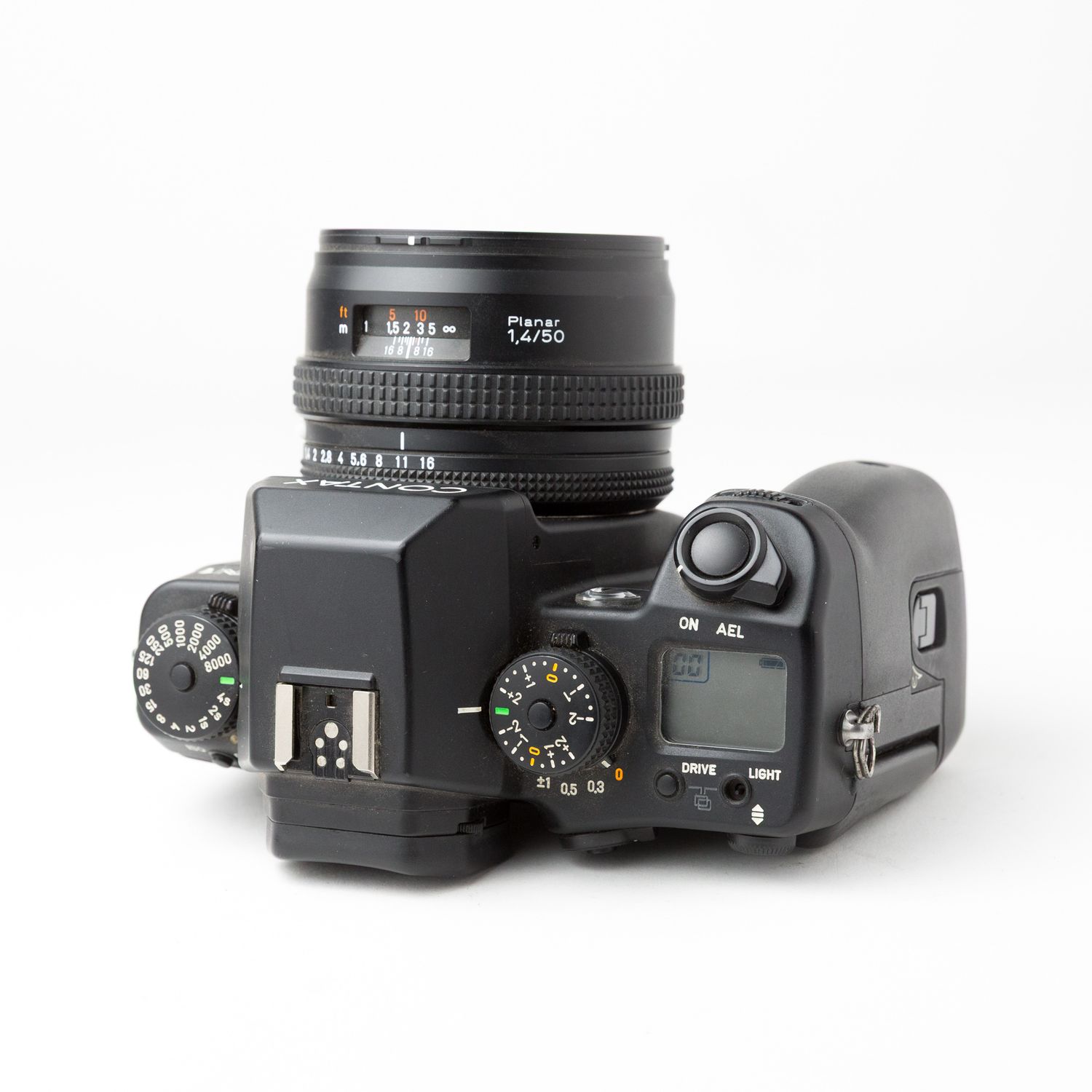 Contax N1 w/ Zeiss 50mm f/1.4 lens and TLA 360 Flash