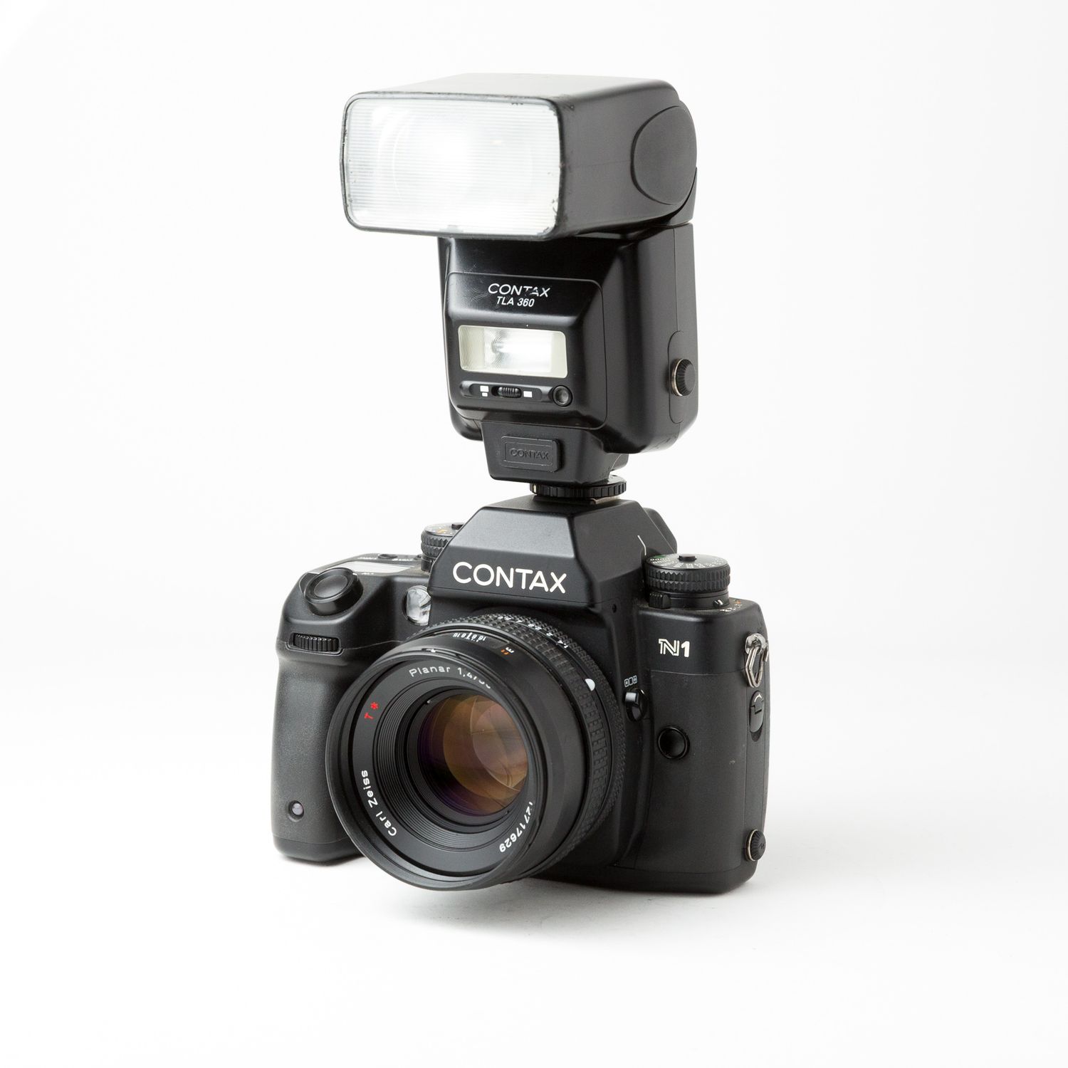 Contax N1 w/ Zeiss 50mm f/1.4 lens and TLA 360 Flash
