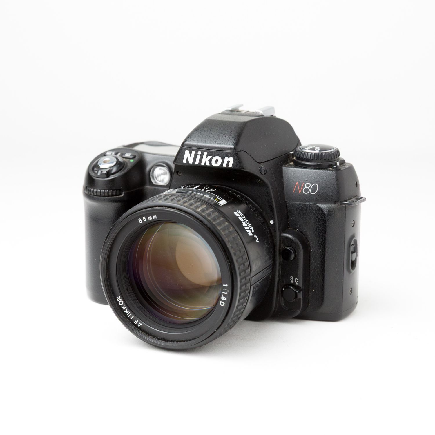 Nikon N80 w/ AF Nikkor 85mm f/1.8 lens