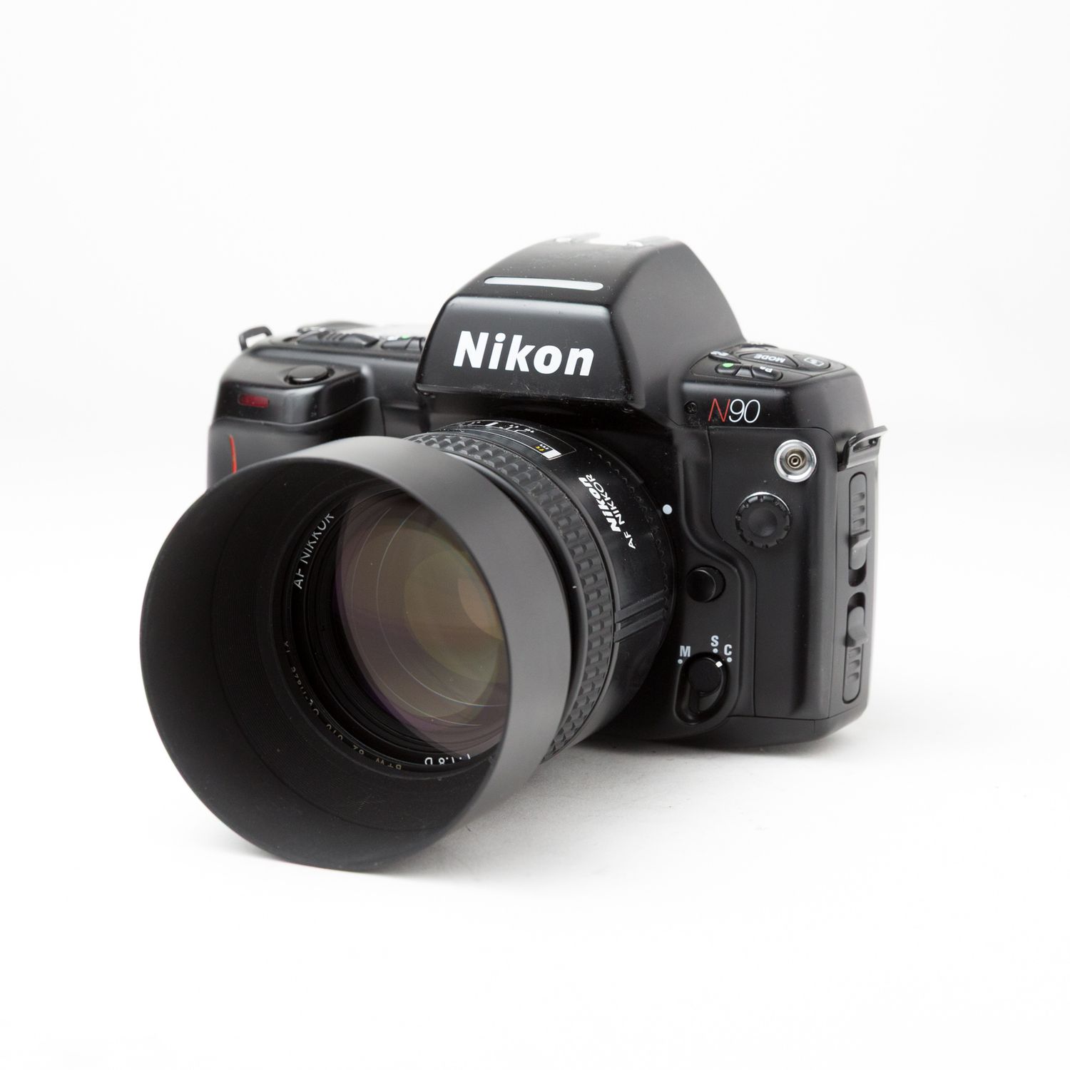 Nikon N90 w/ 85mm f/1.8 lens