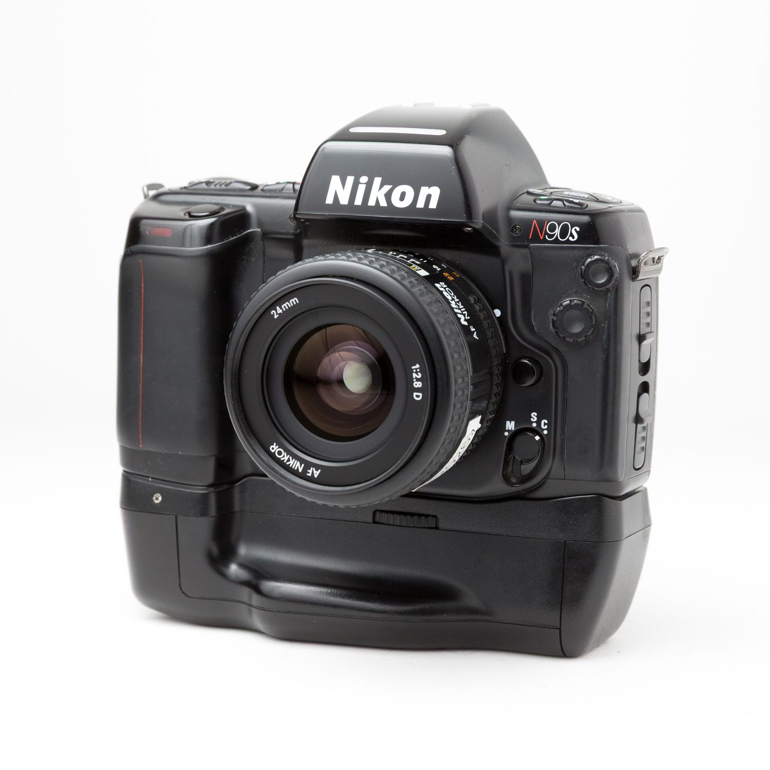 Nikon N90S w/ 28mm f/2.8 lens