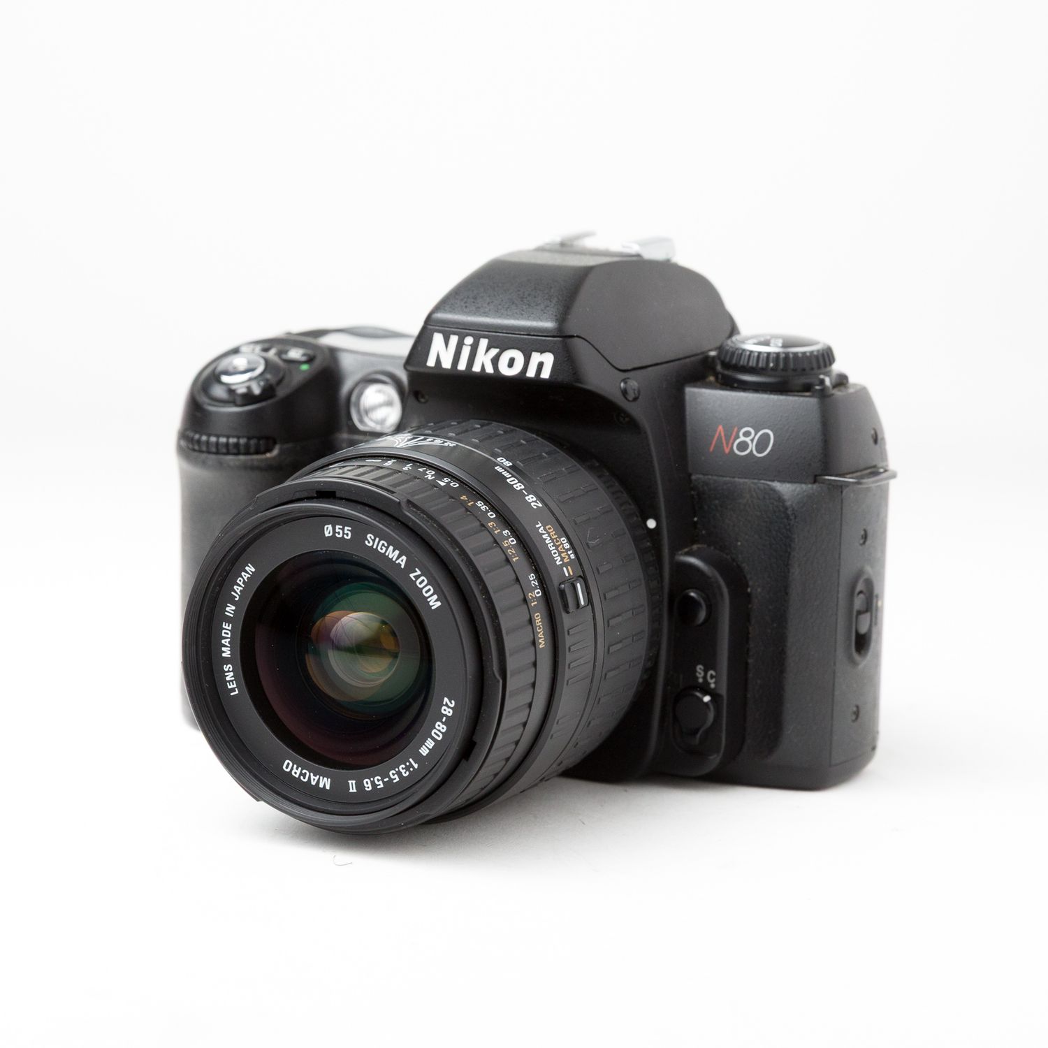 Nikon N80 w/ Sigma 28-80mm f/3.5-5.6 lens