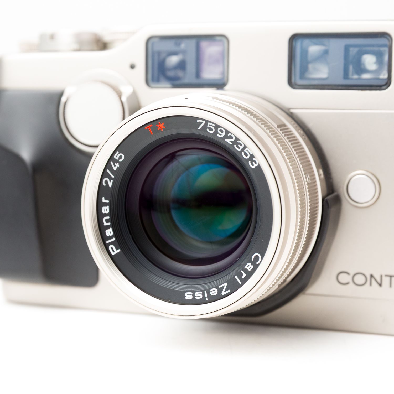 Contax G2 w/45mm f/2, 90mm f/2.8, 21mm f/2.8 lenses, and TLA 140 Flash