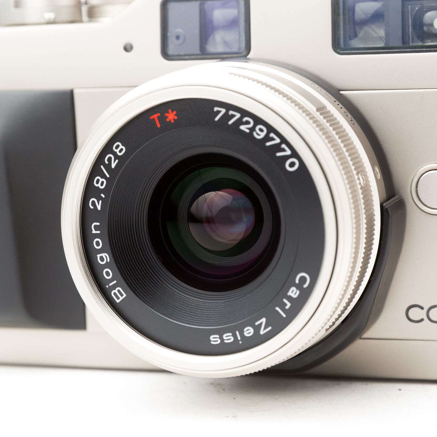 Contax G1 Green Label w/28mm f/2.8 lens