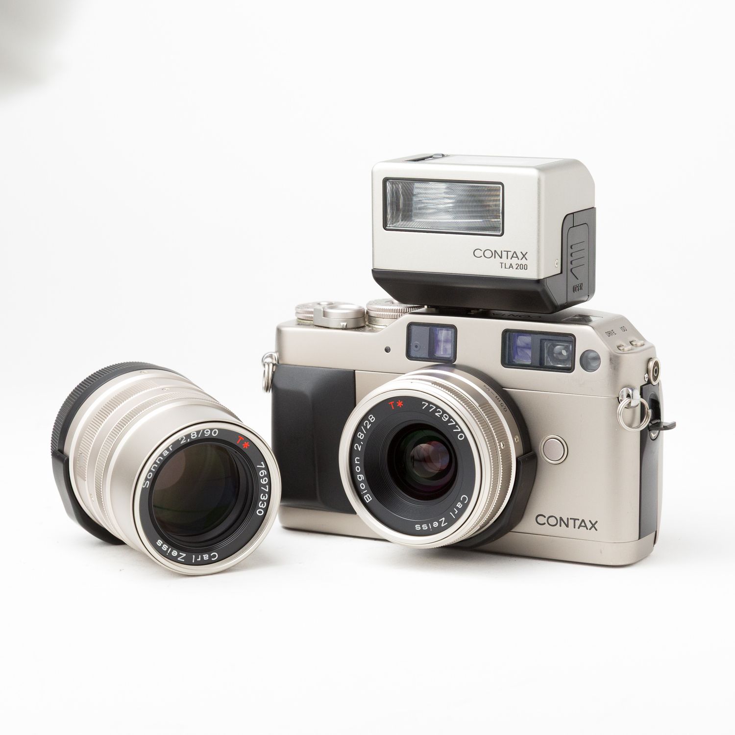 Contax G1 Green Label w/28mm f/2.8, 90mm 2.8 lenses, and TLA 200 Flash