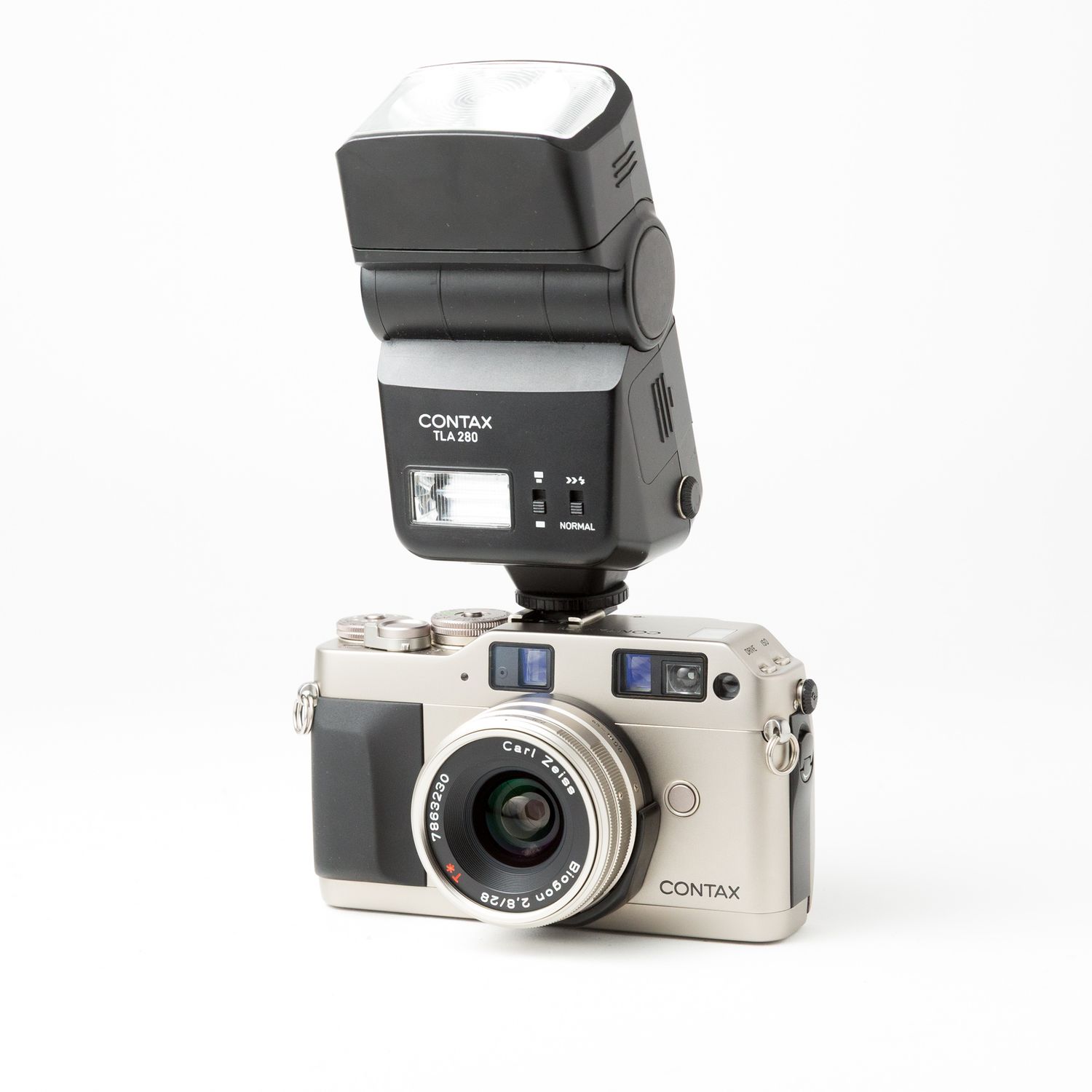 Contax G1 w/ 28mm f/2.8 lens and TLA 280 Flash