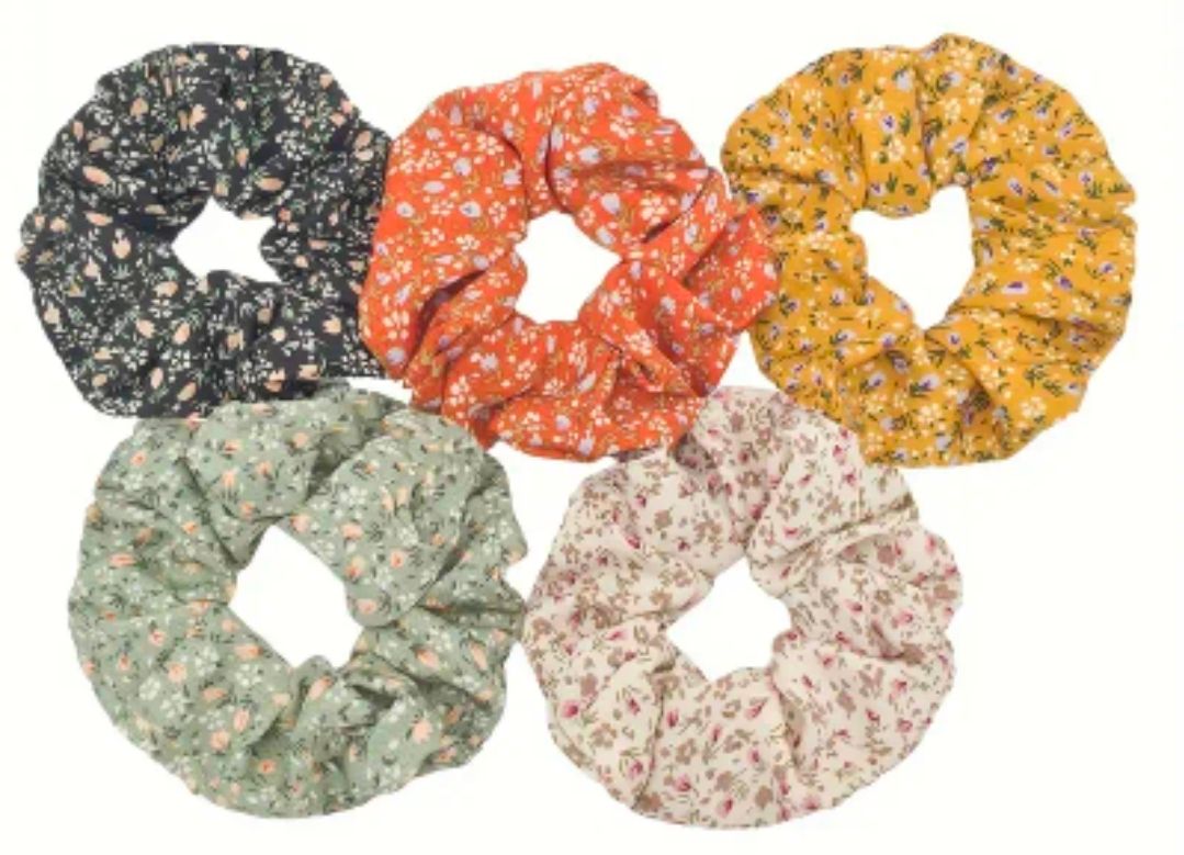 Dark Floral Scrunchie Set