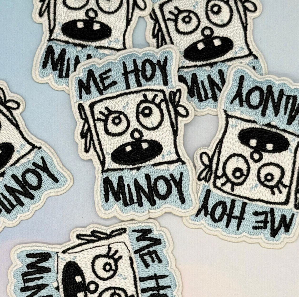 Doodle Bob "Me hoy minoy" Iron on patch