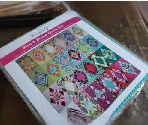 Tula Pink Rise & Shine Quilt Kit