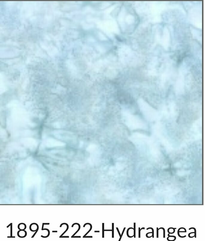 Hoffman Batik 1895 - 222 Hydrangea