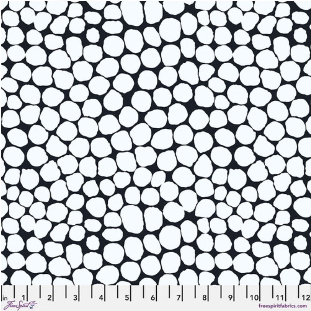 Kaffe Fassett  Classics 2024 PWBM053 Jumble White
